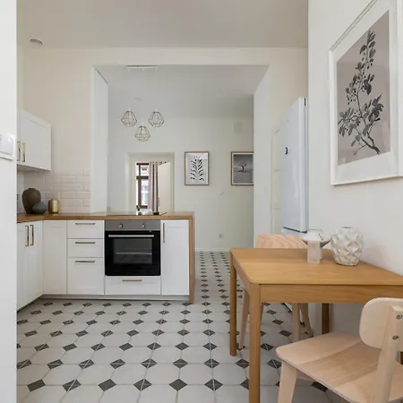 Apartman Flavia - 2br For 7 In The Old Town