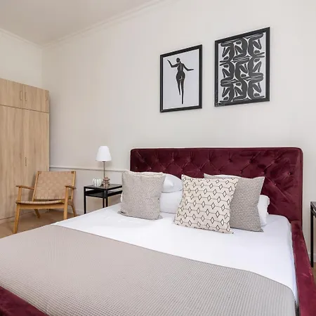 Flavia - 2br For 7 In The Old Town Apartman *