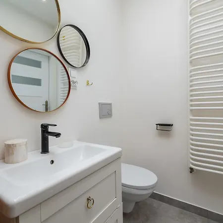 Flavia - 2br For 7 In The Old Town *